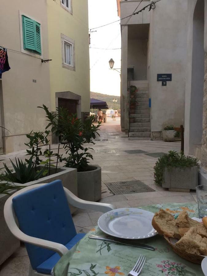 Apartment Gordana Црес Екстер'єр фото